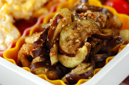 レンジナスのゴマ和え