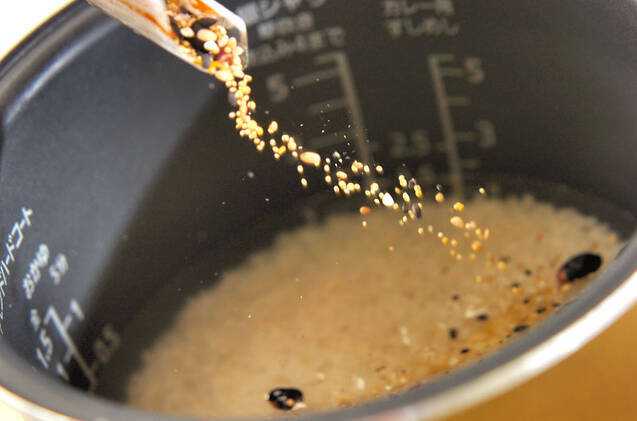 十六穀入りとろろご飯の作り方の手順1