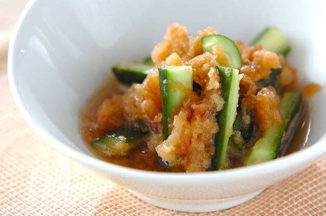 キュウリのリンゴ酢和え