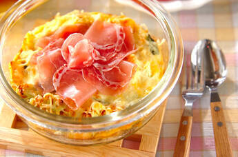 生ハムのオープンオムレツ