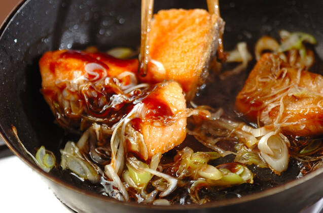 鮭のオイスター炒めの作り方の手順2