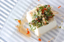 薬味たっぷり冷や奴