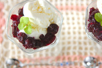 ブルーベリーパフェ