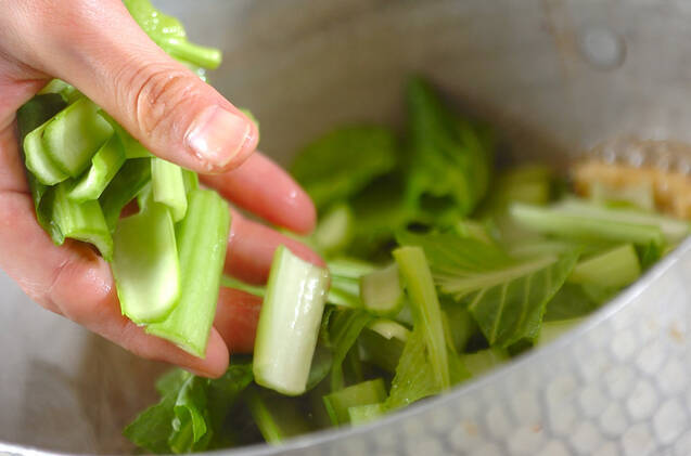 小松菜と揚げのサッと煮の作り方の手順4