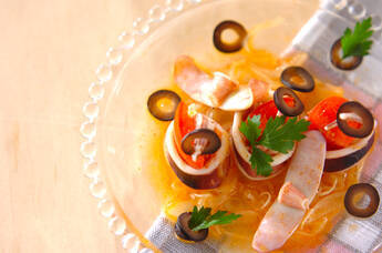 トマトとイカのマリネ