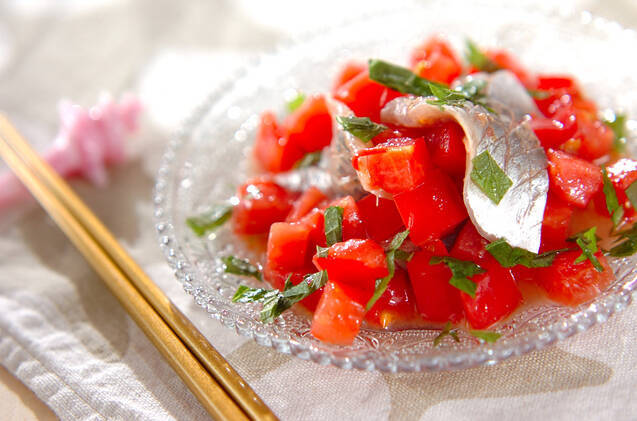 アジとトマトのアジアンサラダ