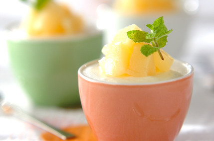 桃とヨーグルトのムース