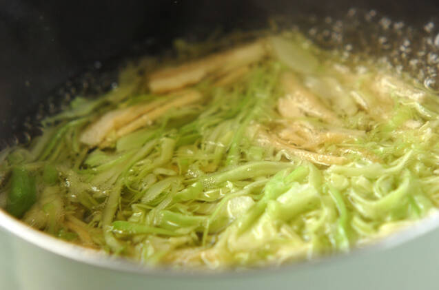 春キャベツのコンソメスープの作り方の手順4
