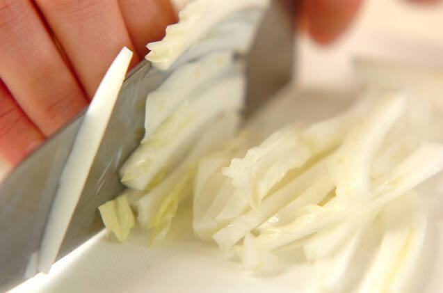 白菜とコーンのコールスローの作り方の手順1