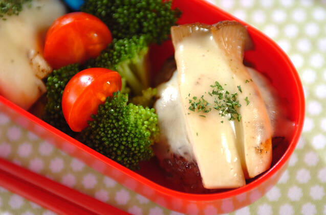 エリンギのチーズハンバーグ