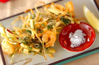 サツマイモとエビのかき揚げ