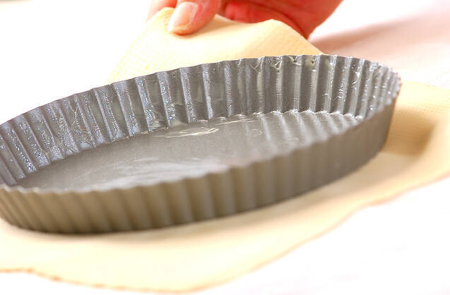 キノコとナスのキッシュの作り方の手順1