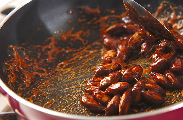 黒糖アーモンドの作り方の手順3