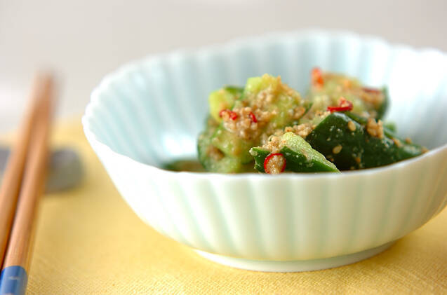 たたきキュウリのゴマ酢