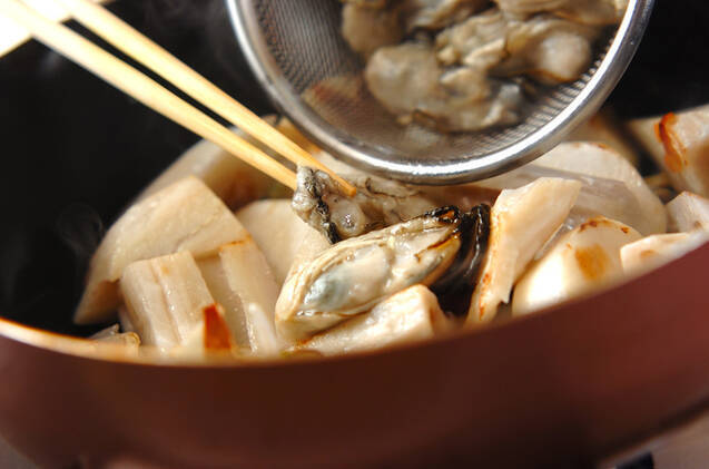 カキとカブのワイン蒸しの作り方の手順5