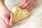 ピロシキ風揚げパンの作り方の手順2