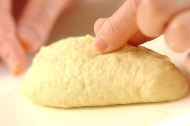 ナスとミートソースのピロシキの作り方の手順6