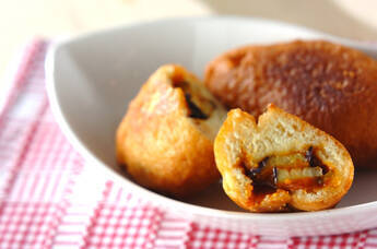 ナスとミートソースのピロシキ