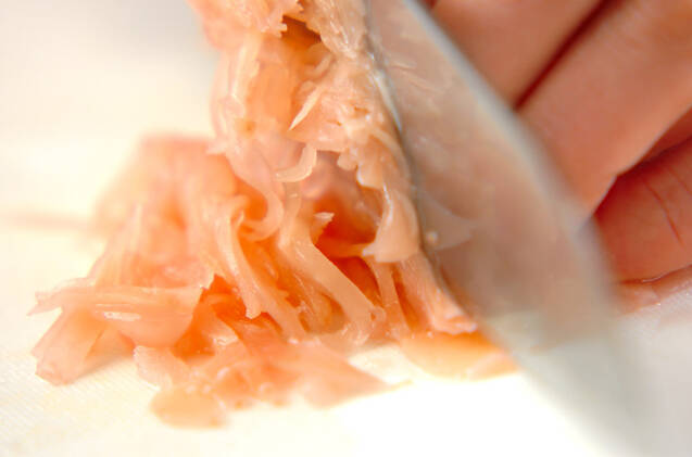 ガリとキュウリのおろし和えの作り方の手順1