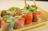 スモークサーモンとアボカドの生春巻きの作り方4