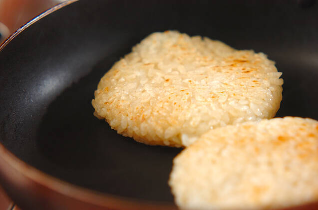 焼肉ライスバーガーの作り方の手順1