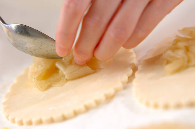 ショーソン・オ・ポムの作り方の手順4