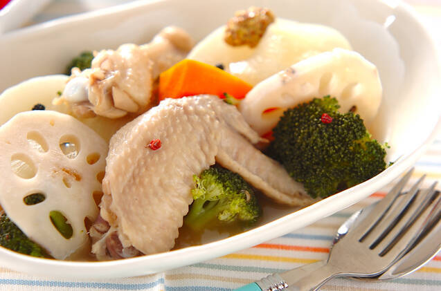 チキンと根菜のスープ煮