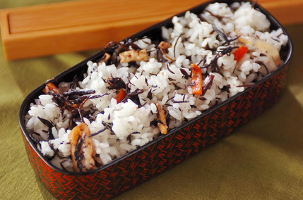 ヒジキの混ぜご飯