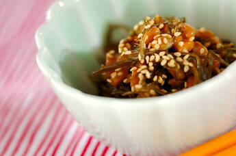 刻み昆布と納豆の和え物