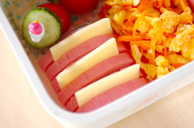 カマボコのチーズはさみ