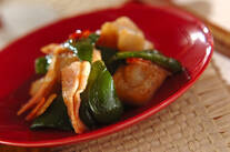 ちぎりコンニャクのピリ辛煮