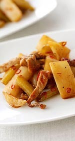 ウドとフキのバルサミコソテー