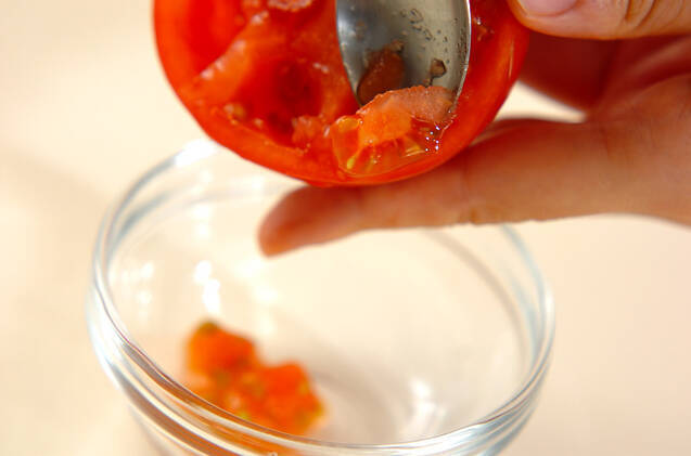 豚とトマトのバルサミコ炒め丼の作り方の手順1