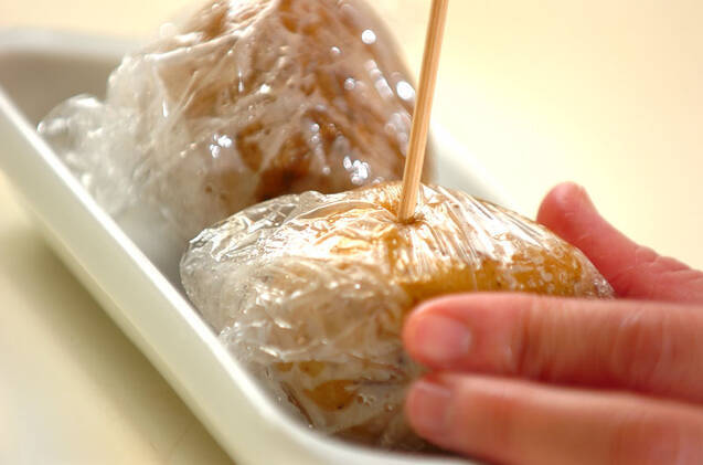 トマトのポテトサラダの作り方の手順1