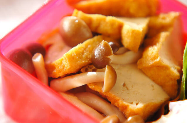 厚揚げとシメジの煮物