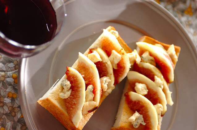 イチジクとブルーチーズのスティックオープンサンド