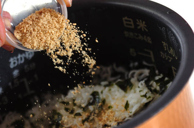 ワカメの混ぜご飯の作り方の手順2