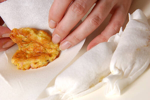 チーズ風味オムレツの作り方の手順3