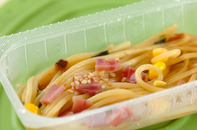 スパゲティー・和風キノコ旨みしょうゆ仕立ての作り方の手順1