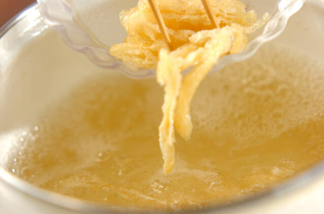 油揚げのみそ汁の作り方の手順3