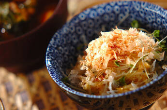 せん切り大根のおかかサラダ