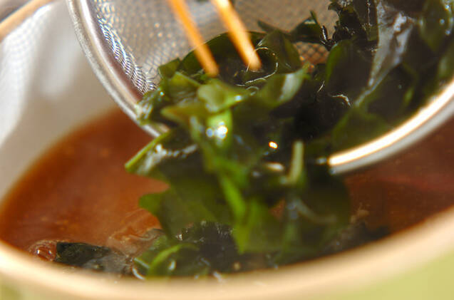 新ゴボウのみそ汁の作り方の手順4