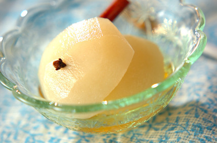 梨の白ワイン煮