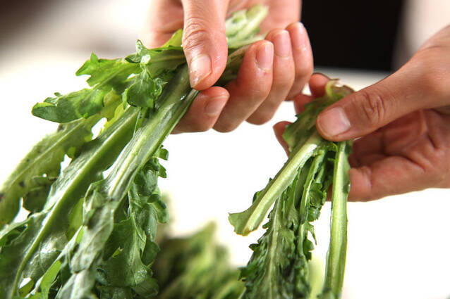 青菜のポン酢和えの作り方の手順1