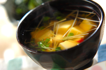 卵豆腐のお吸い物