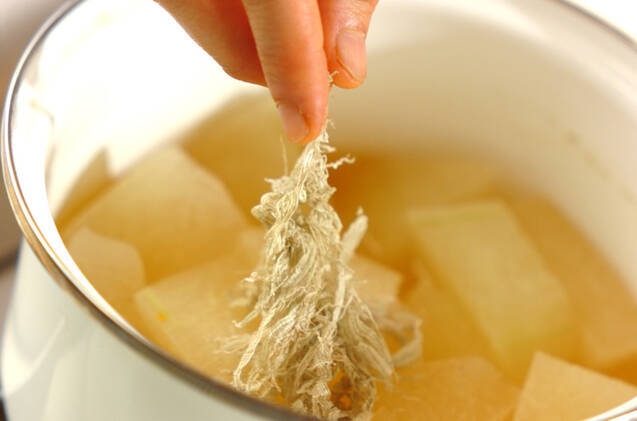冬瓜のとろろ昆布煮の作り方の手順3
