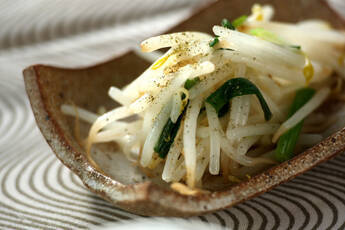 モヤシの山椒炒め