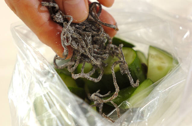 キュウリの塩昆布もみの作り方の手順1