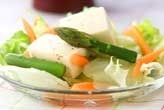 豆腐サラダ