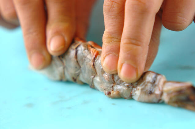 ゴママヨエビフライの作り方の手順1